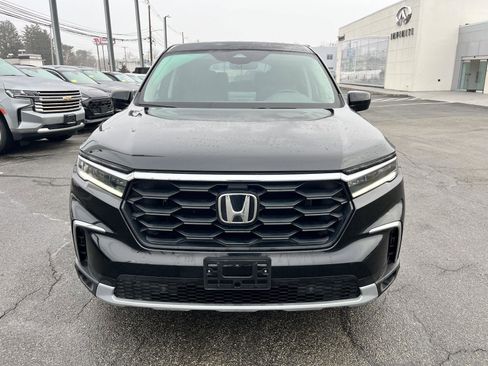 Used 2025 Honda Pilot EX-L image 8