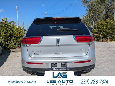 Used 2013 Lincoln MKX FWD image 4