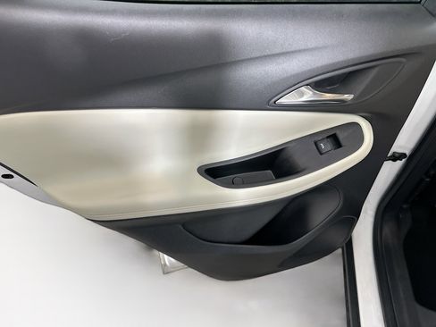 Used 2022 Buick Encore GX Select image 25