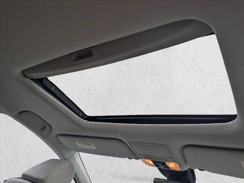 Certified 2026 Honda Odyssey EX-L image 18