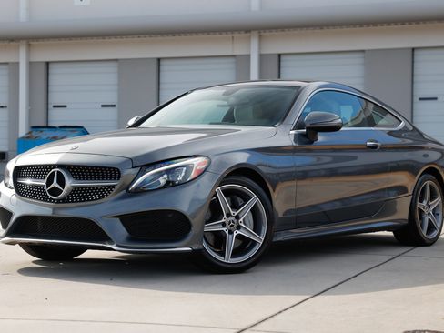 Used 2018 Mercedes-Benz C 300 Coupe image 1
