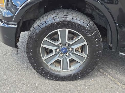 Used 2016 Ford F150 XLT w/ Equipment Group 302A Luxury AWD/4WD image 16