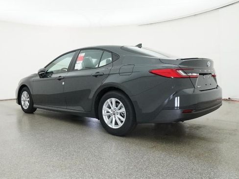 New 2026 Toyota Camry LE FWD image 21