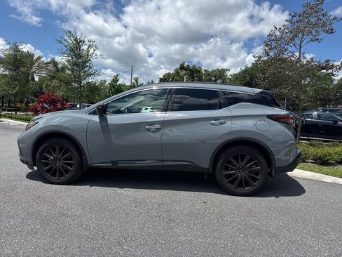 Used 2023 Nissan Murano SV w/ SV Midnight Edition Package FWD image 10