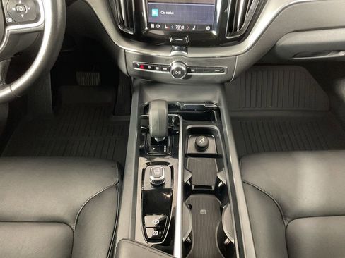 Used 2024 Volvo XC60 B5 Core AWD/4WD image 14