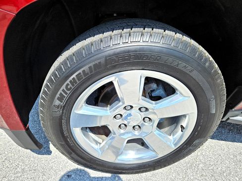 Used 2017 Chevrolet Tahoe LT image 10