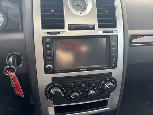Used 2008 Chrysler 300 C w/ Sound Group II RWD image 15