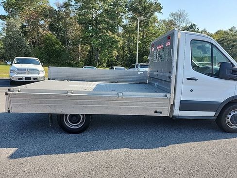 Used 2018 Ford Transit 250 138 image 12