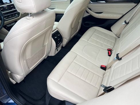 Used 2018 BMW X3 M40i image 18