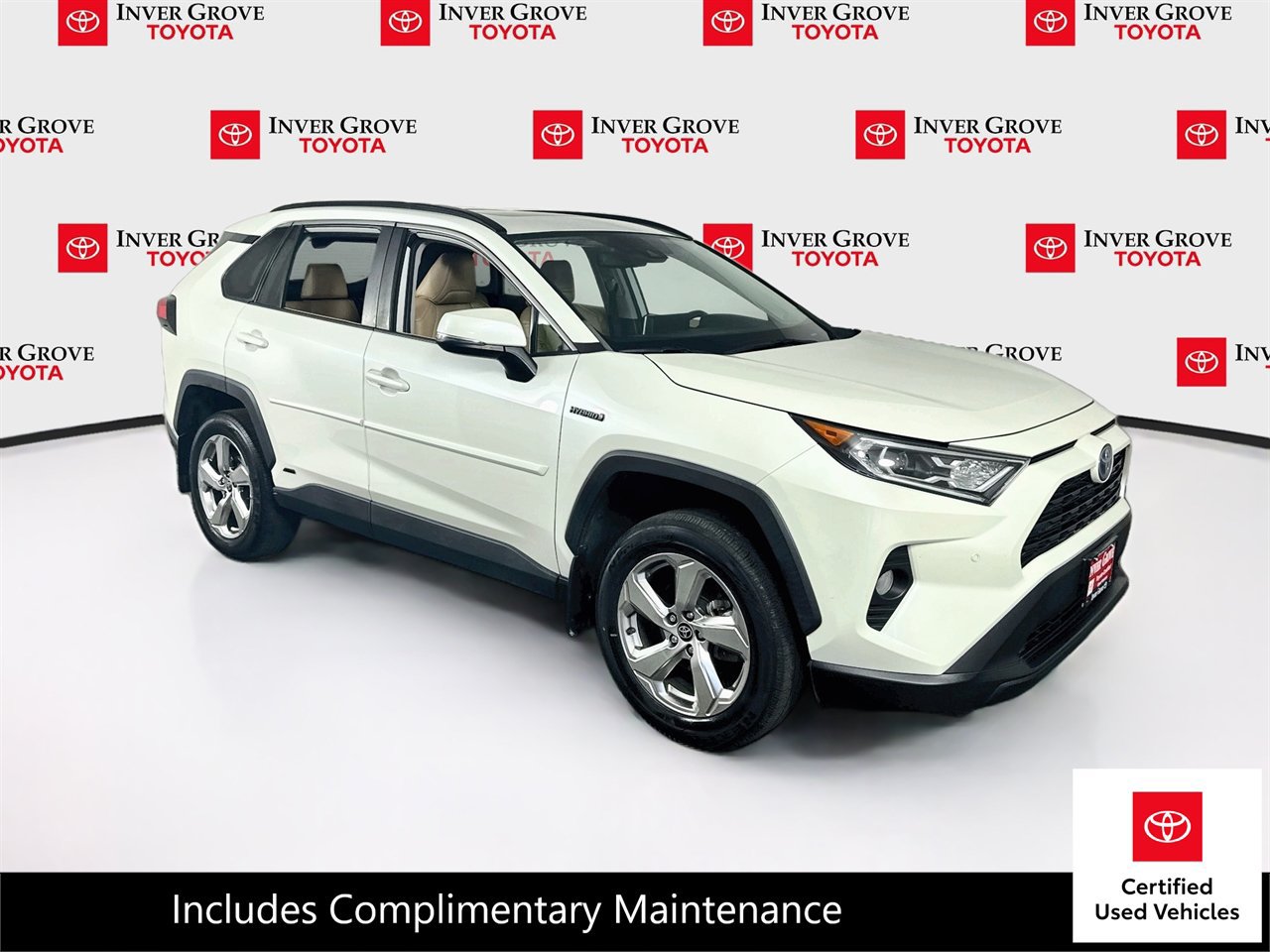 Certified 2021 Toyota RAV4 XLE Premium AWD/4WD image 3