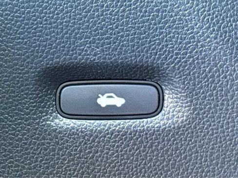 Used 2025 Honda Civic Sport image 30