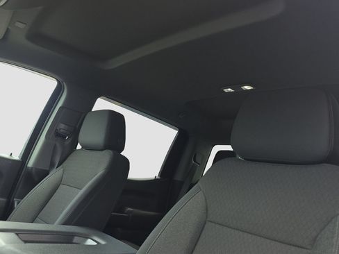 Used 2025 Chevrolet Silverado 1500 Custom w/ Turbomax Blackout Package AWD/4WD image 8