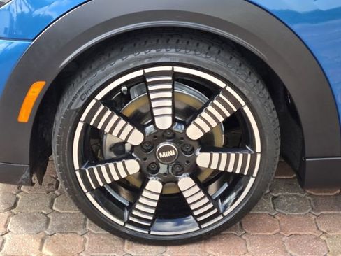 Used 2022 MINI Cooper S FWD image 11