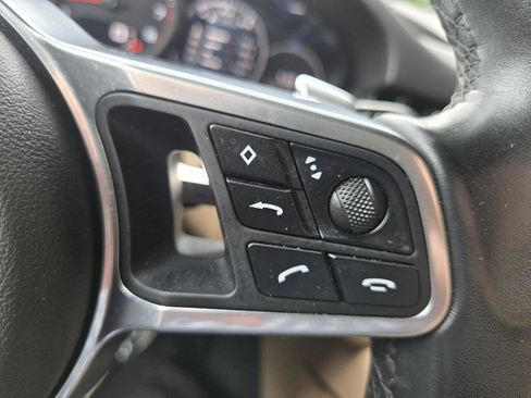Used 2020 Porsche Cayenne AWD/4WD image 29