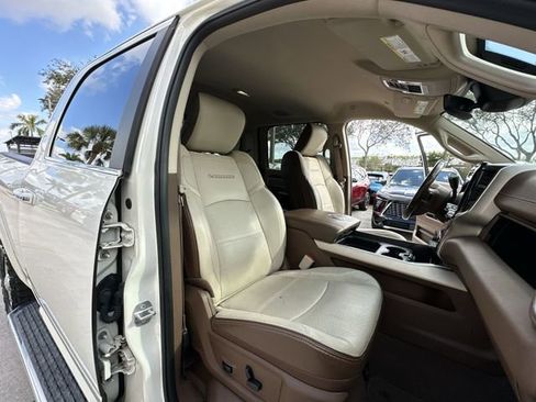 Used 2019 RAM 2500 Laramie image 29