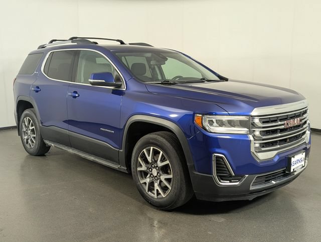 Used 2023 GMC Acadia SLE w/ LPO, Floor Liner Package AWD/4WD image 2