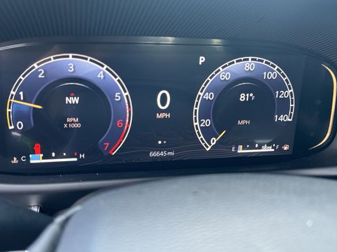 Used 2024 Jeep Wagoneer L Series II image 22