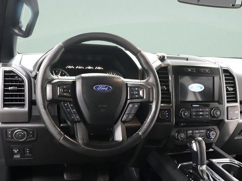 Used 2017 Ford F150 XLT w/ Equipment Group 302A Luxury AWD/4WD image 9