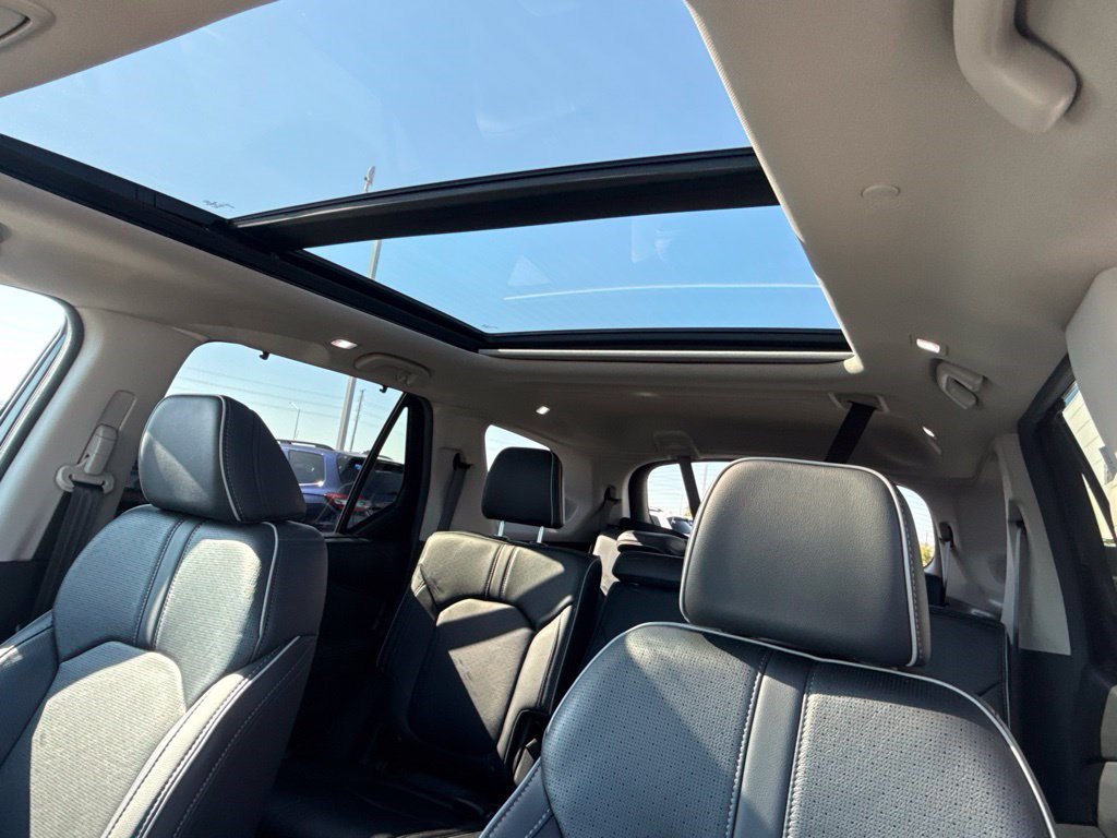 Used 2025 Honda Pilot Elite image 21