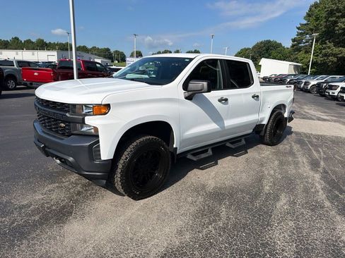Used 2019 Chevrolet Silverado 1500 W/T w/ WT Convenience Package AWD/4WD image 7