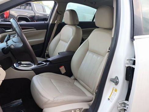 Used 2015 Buick Regal Premium w/ Experience Buick Package image 11