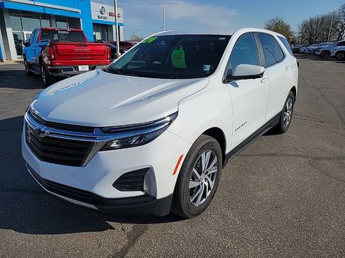 Used 2024 Chevrolet Equinox LT AWD/4WD image 1