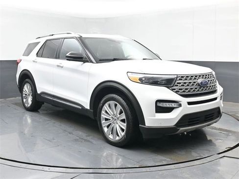 Used 2020 Ford Explorer Limited image 2
