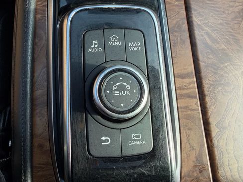 Used 2021 Nissan Armada SL w/ Captain's Chairs Package image 41