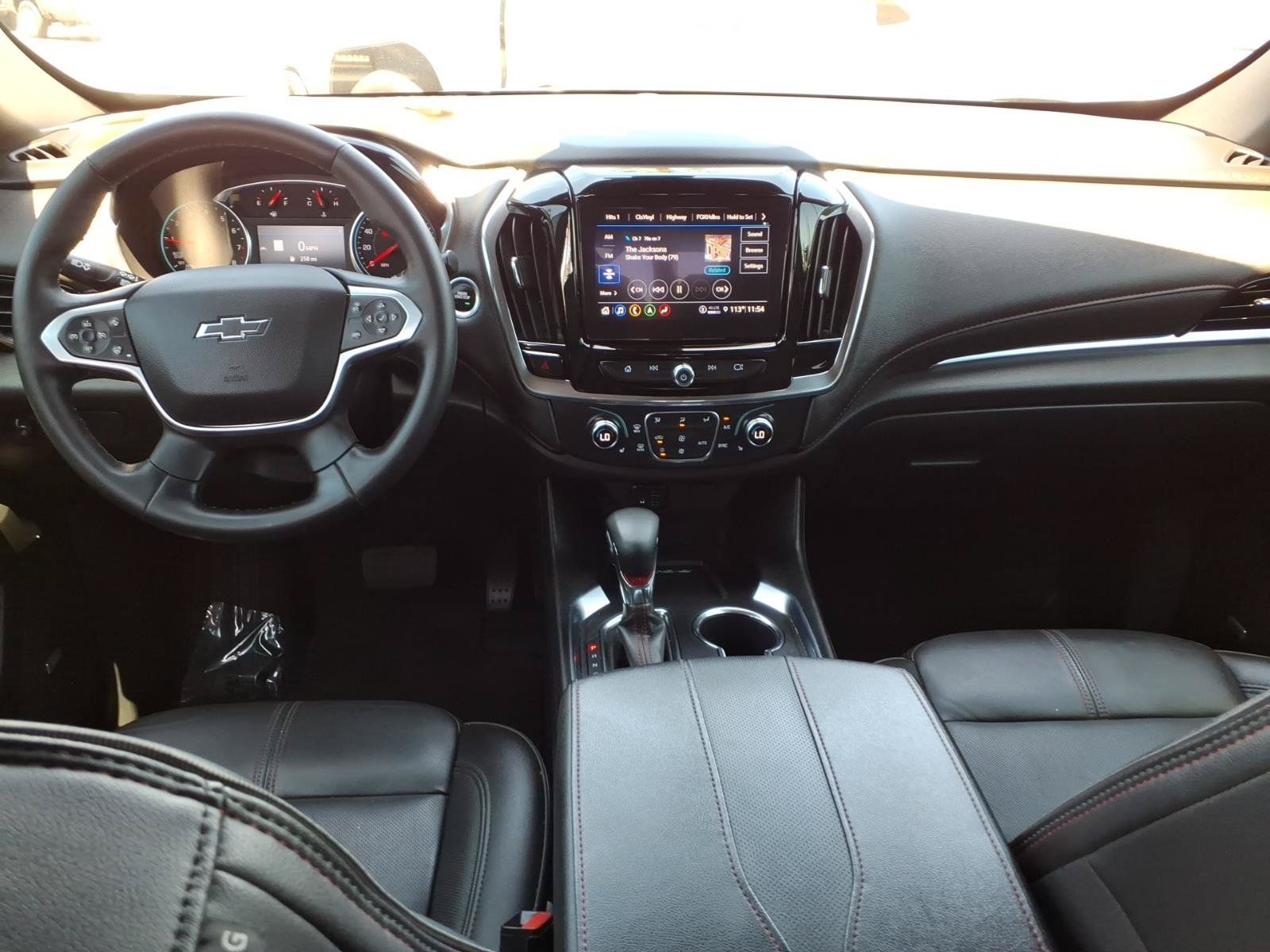 Used 2023 Chevrolet Traverse RS AWD/4WD image 11