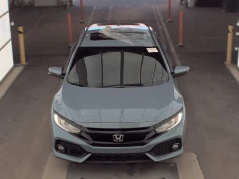 Used 2017 Honda Civic EX-L image 2