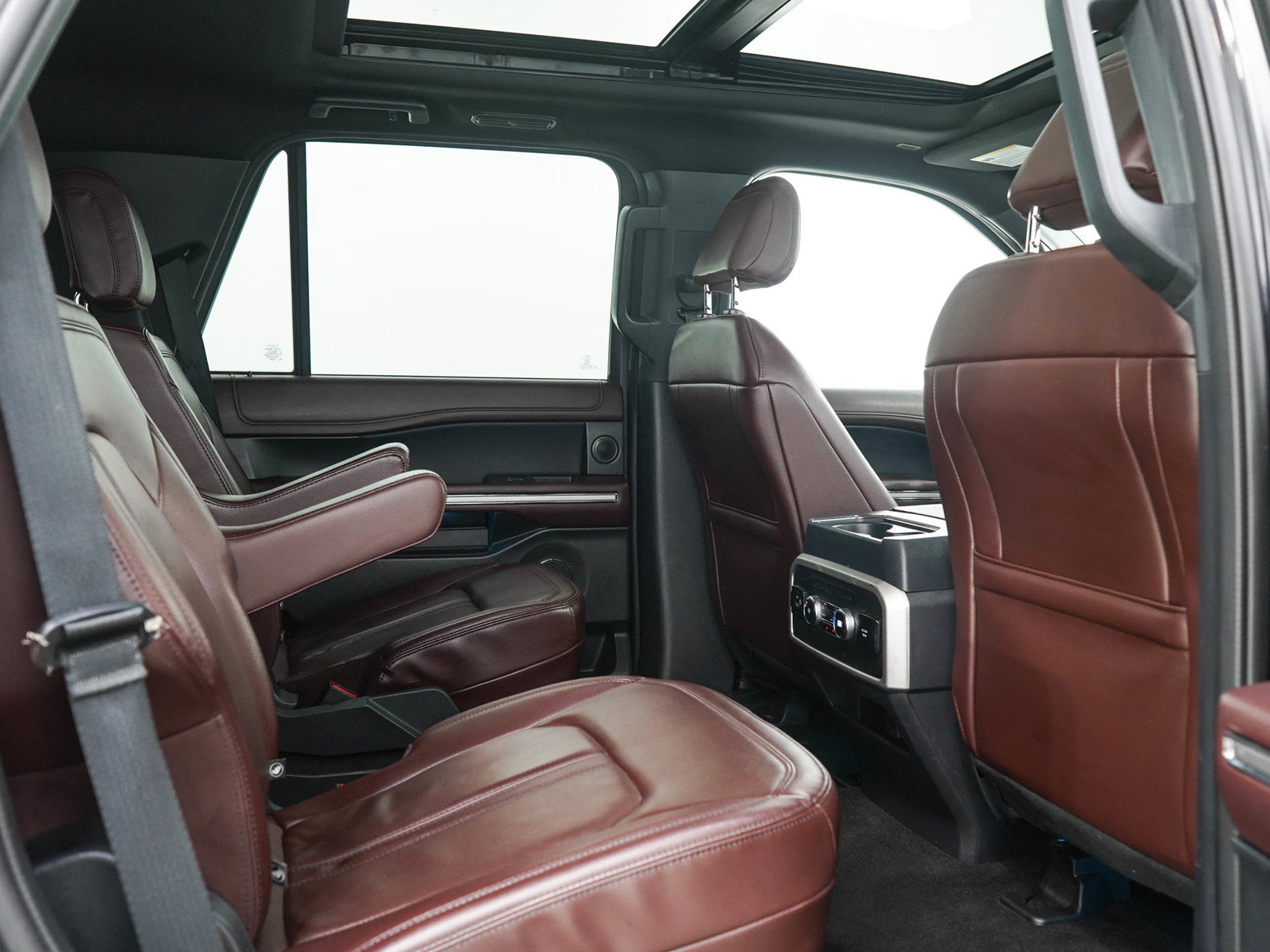 Used 2023 Ford Expedition Limited AWD/4WD image 14