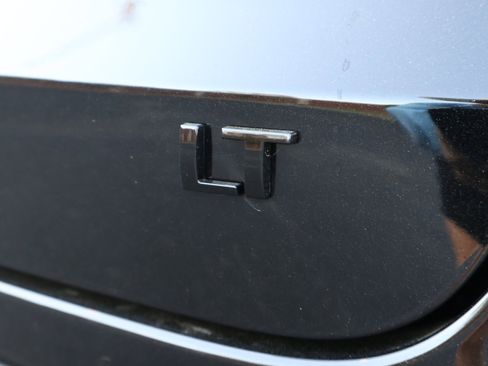 New 2026 Chevrolet Trax LT w/ Driver Confidence Package FWD image 19