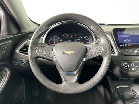 Used 2024 Chevrolet Malibu LT image 22