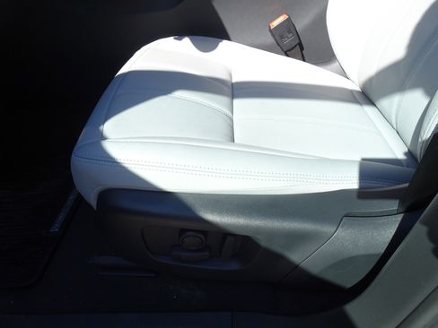 New 2026 Land Rover Range Rover Evoque S image 12