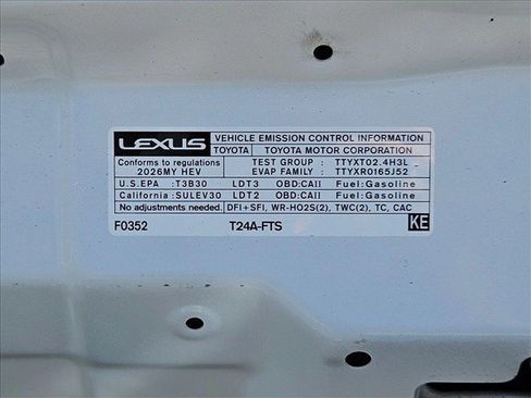 Used 2026 Lexus TX 500h AWD w/ Technology Package image 23