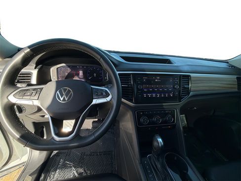 Used 2021 Volkswagen Atlas SEL w/ MDO Package (Bench Seat) image 22