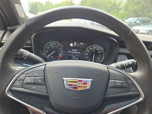 New 2025 Cadillac XT5 Premium Luxury image 33