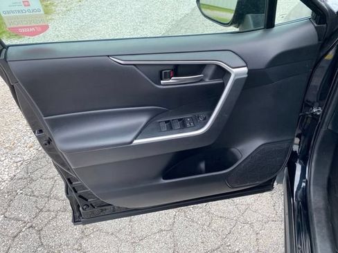 Certified 2024 Toyota RAV4 XLE FWD image 15