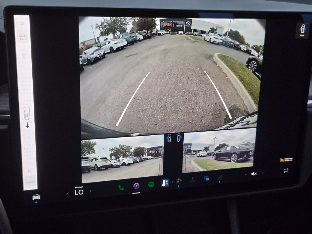 Used 2022 Tesla Model X AWD/4WD image 21
