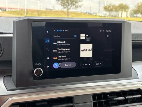 Used 2025 Toyota Tacoma SR5 image 18