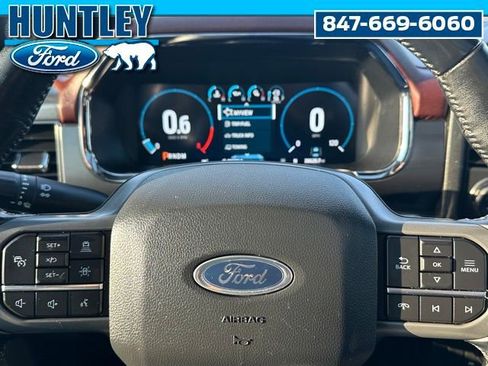 Used 2022 Ford F150 Lariat w/ Equipment Group 502A High image 31