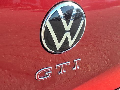 New 2026 Volkswagen GTI SE image 10