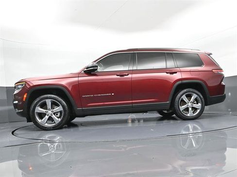 Used 2022 Jeep Grand Cherokee L Limited image 33