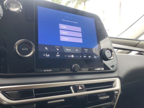 Used 2023 Lexus RX 350 FWD image 29