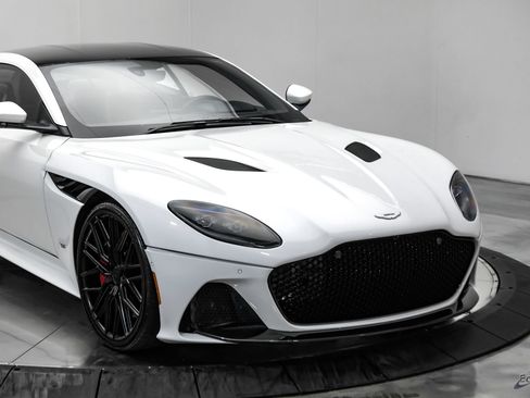 Used 2023 Aston Martin DBS Coupe RWD image 30