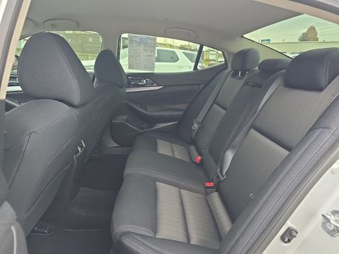 Used 2016 Nissan Maxima 3.5 S FWD image 17