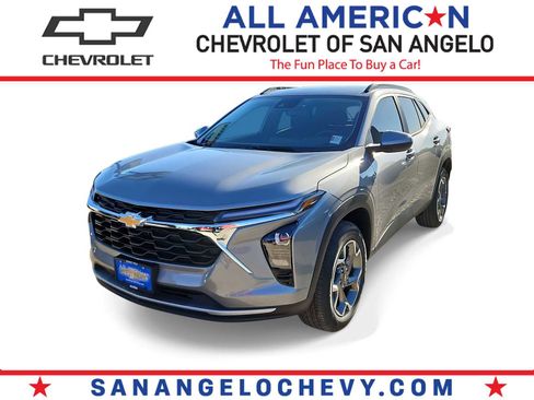 Used 2026 Chevrolet Trax LT w/ Driver Confidence Package FWD image 1