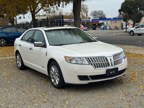 Used 2012 Lincoln MKZ Hybrid image 2
