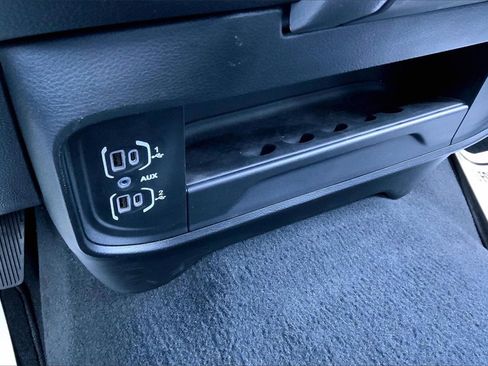 Used 2024 RAM 2500 Big Horn w/ Bed Utility Group image 18