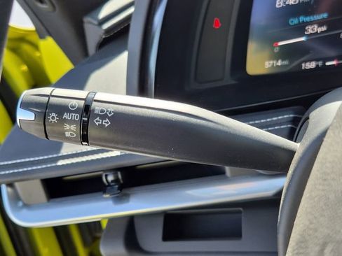 Used 2021 Chevrolet Corvette Stingray Convertible w/ Z51 Performance Package image 23